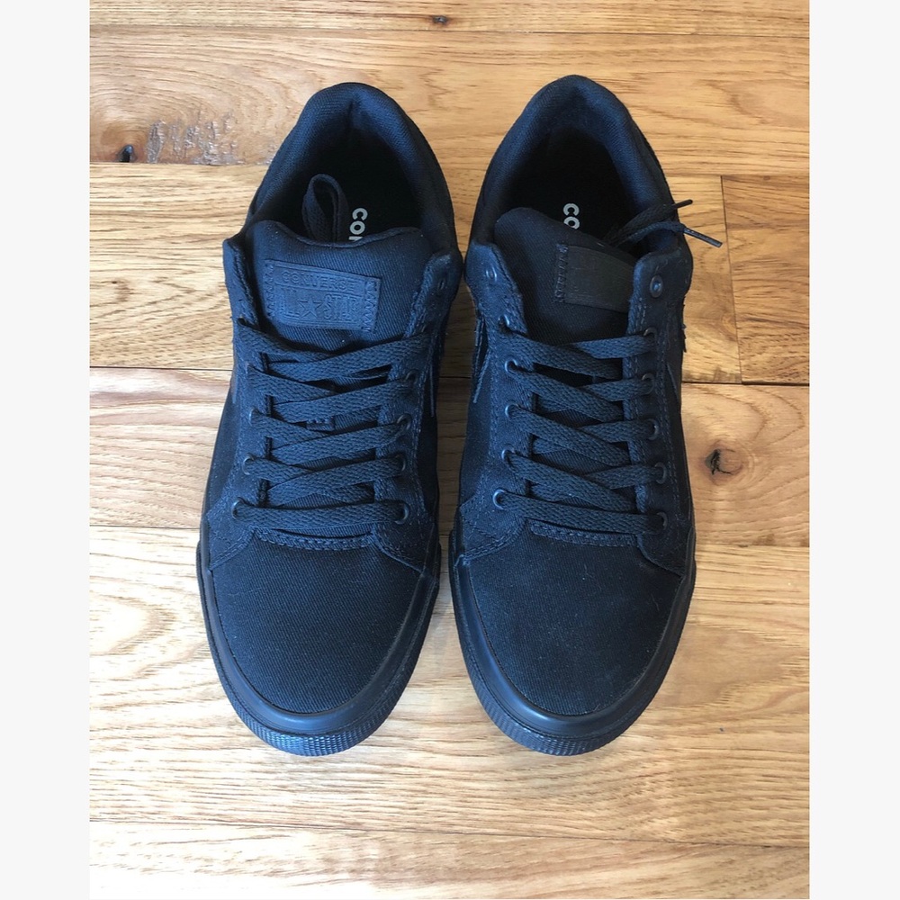 Black Converse Sneakers with Laces Unisex